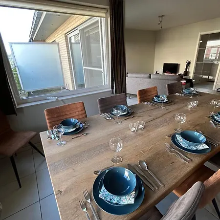 Apartament Huswell- Spacious 3-bedroom Duplex